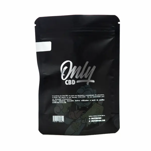 Experimenta una relajación sin igual con Blue Cheese. Esta excepcional variedad de CBD ofrece un aroma distintivo y propiedades excepcionales. Sumérgete en una sensación de calma profunda y disfruta de la serenidad que te brinda Blue Cheese. ¡Descubre un nuevo nivel de bienestar hoy mismo con Blue Cheese!